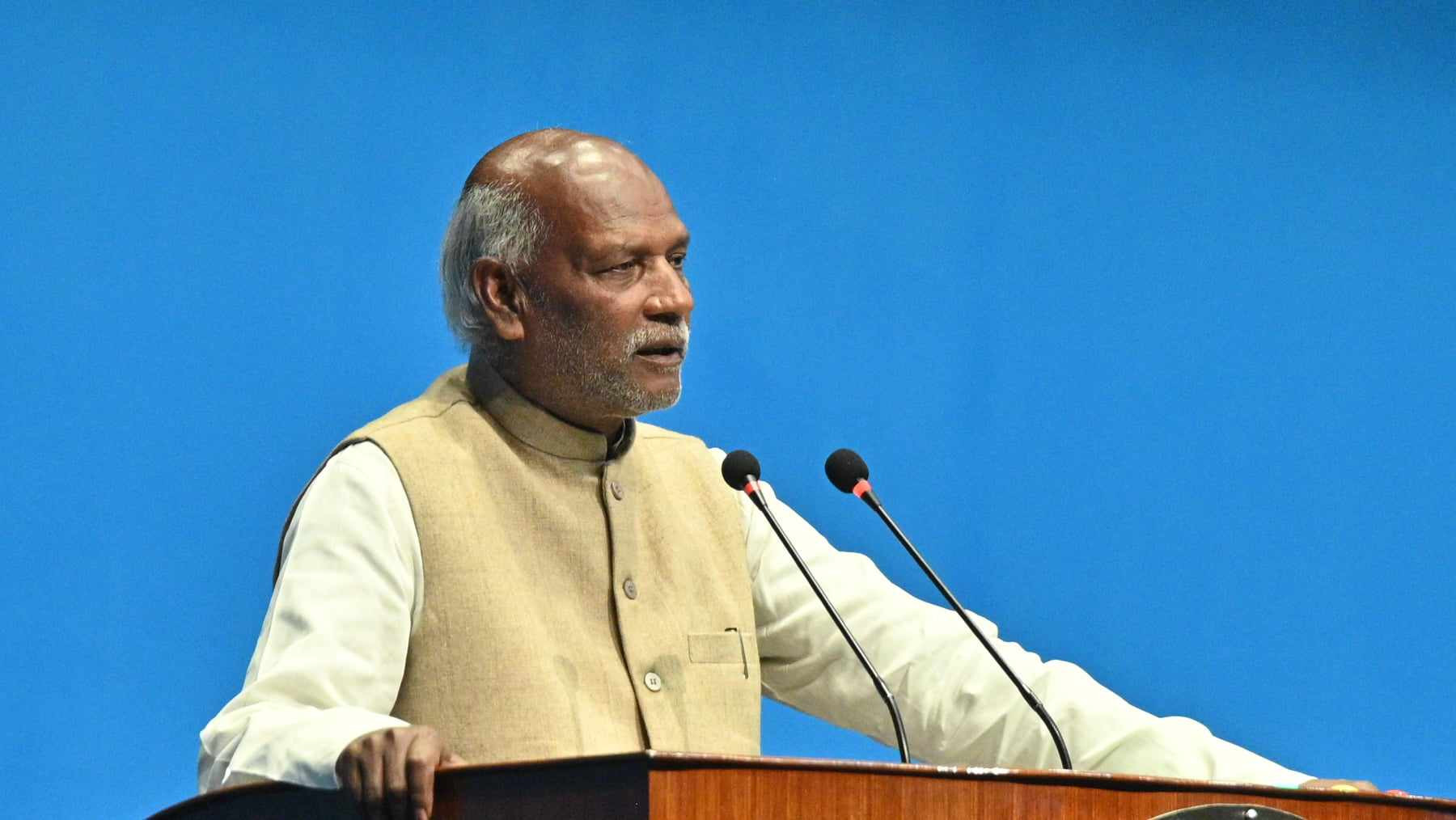 महिन्द्रराय यादवको आरोप- कांग्रेस-एमालेले संविधान संशोधन गरेर देशलाई दुई दलीय प्रणालीमा लैजान खोजे